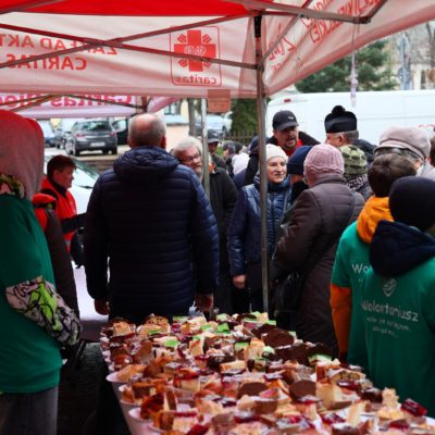 Pielgrzymka, modlitwa i spotkanie. Wiele osób na obchodach Światowego Dnia Ubogich